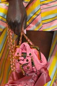 Details at Moschino RTW Fall 2020