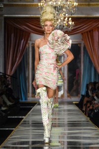 Moschino RTW Fall 2020