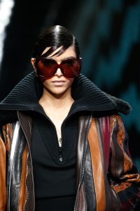 Details at Versace RTW Fall 2020