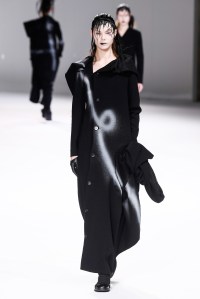 Yohji Yamamoto RTW Fall 2020