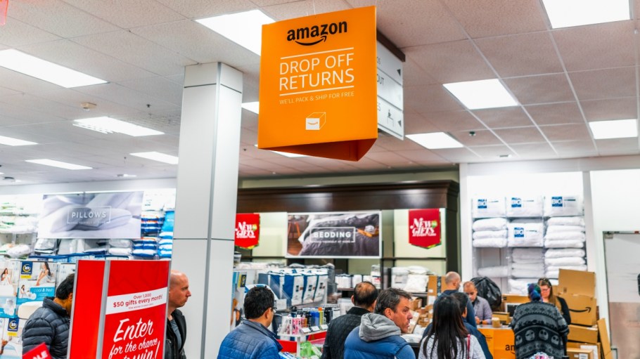Kohl's is adding Lands' End to its partnership base, which includes both online and select in-store offerings beginning in Fall 2020.