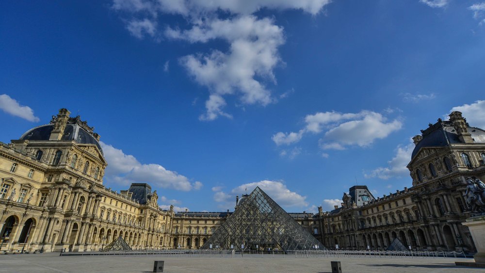 Louvre Museum closed, following the confinement announcements by French government, due to the coronavirus pandemic, the streets of Paris are empty, monuments, stores and public gardens closed on March 19 2020 in ParisCoronavirus outbreak, Paris, France - 22 Mar 2020