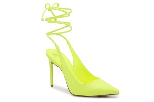A spring look from JLo Jennifer Lopez.