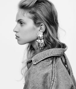 Jo Riis-Hansen's silver jewelry.