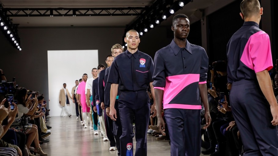 Retail apparel prices rose 0.4 percent in February, led by hikes in women’s and girl’s that were balanced by declines in boys’ and men’s.