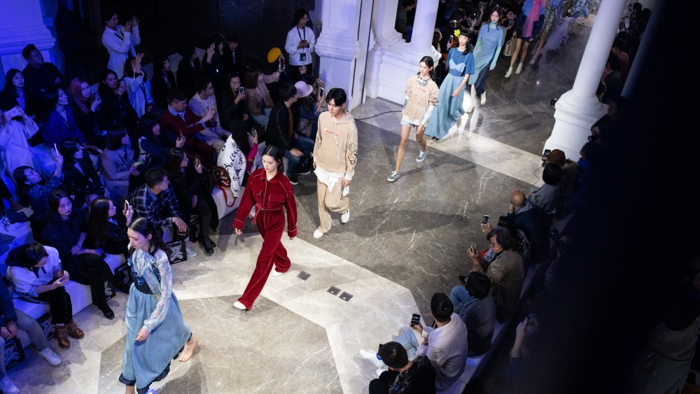 WWD China, China Fashion Week