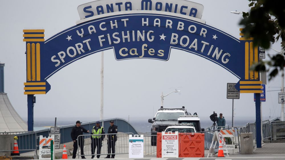 coronavirus santa monica pier closed