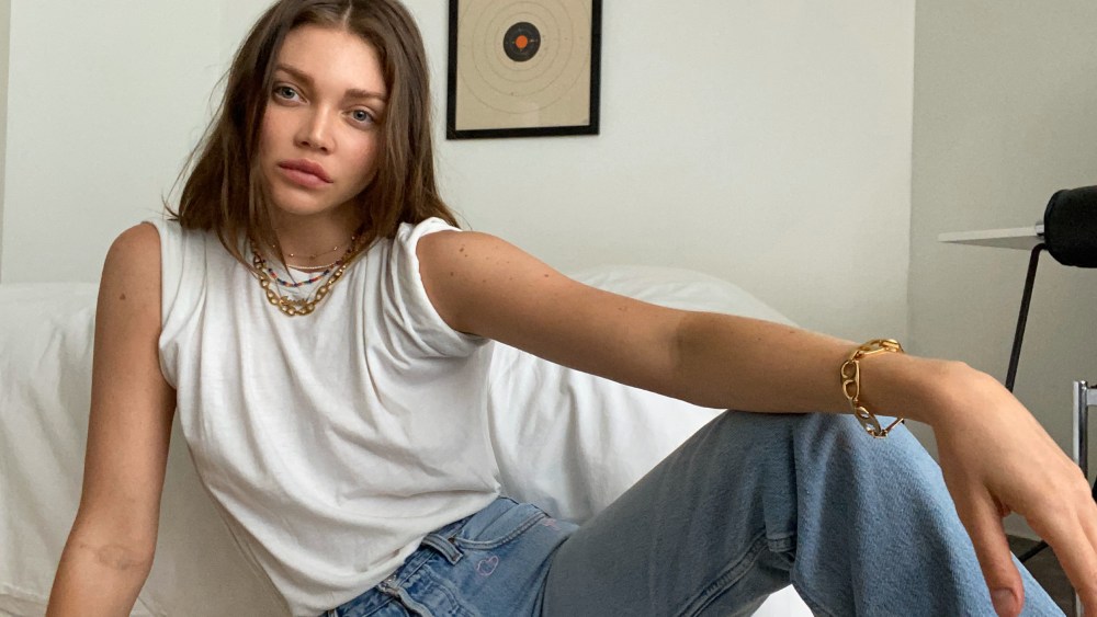 Jessie Andrews wearing Bagatiba