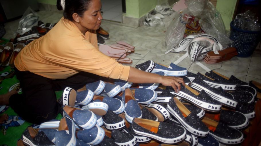 Apparel firms must ensure their suppliers are economically healthy enough to provide the raw materials and inputs to make finished goods after the coronavirus pandemic.