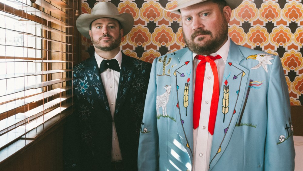 Wade Bowen and Randy Rogers in the custom Manuel suits.