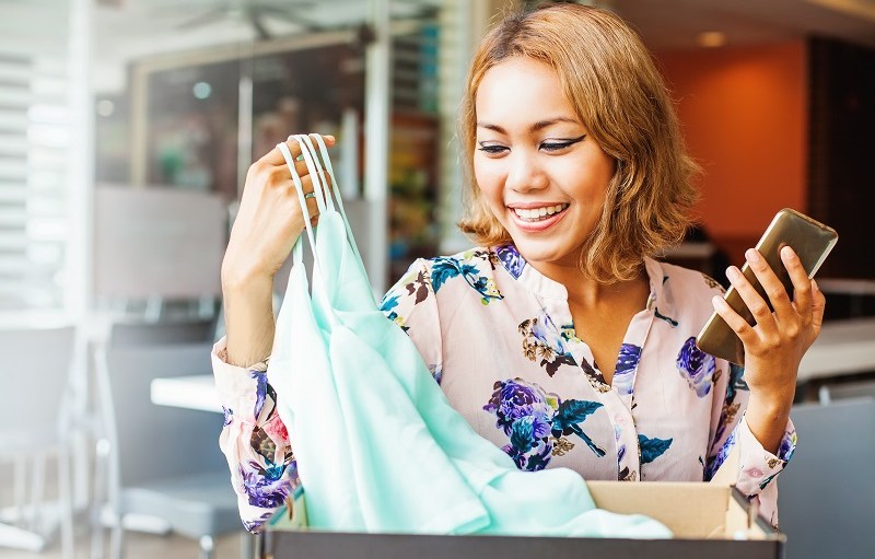 CommerceNext data shows that 49 percent of apparel retailers are now reporting that online sales came in ahead of plan for April.