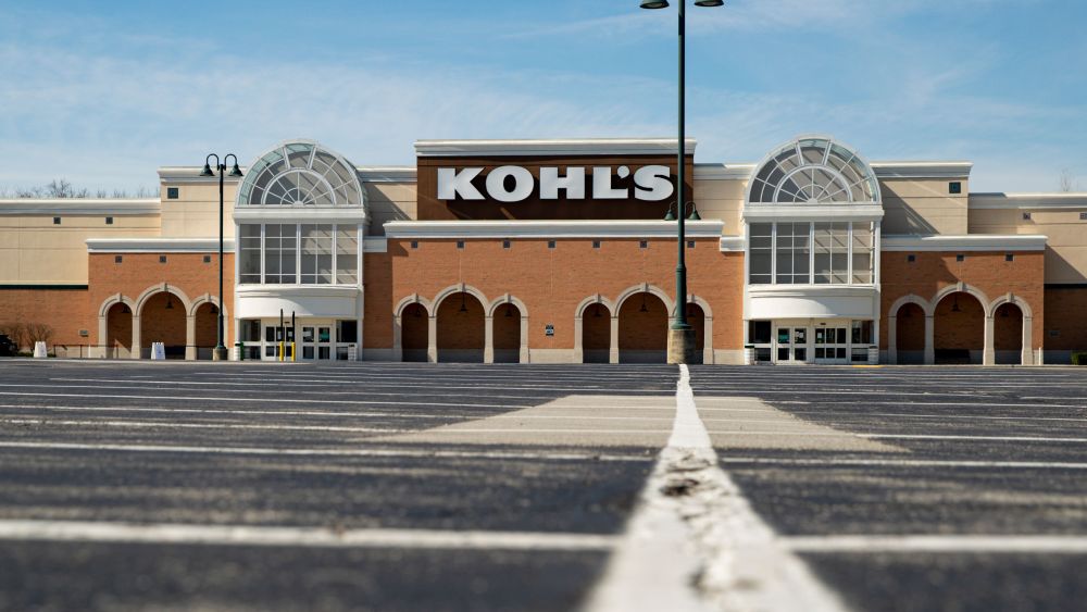 kohl's store empty parking lot coronavirus