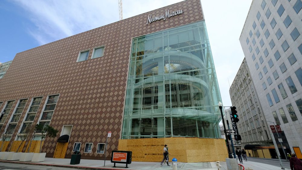 boarded up neiman marcus
