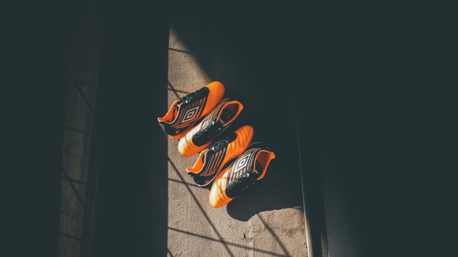 Iconix Brand Group inks a deal to sell its entire equity interest in its Umbro China business for $62.5 million to a Hong Kong firm.