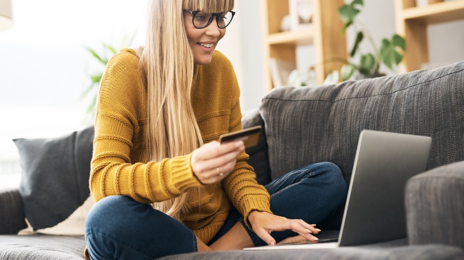 Apparel brands have a several strategies at their disposal to drive e-commerce sales while shoppers stay away from brick-and-mortar stores.