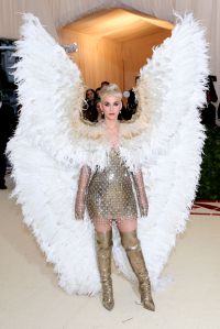 Katy Perry in Atelier Versace, 2018