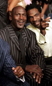 Michael Jordan and Charles Oakley Watch the Roy Jones Jr Antonio Tarver Ibo Light Heavyweight Championship Bout in Tampa Bay Florida Sunday 01 October 2005
Usa Boxing Jones  -  Tarver - Oct 2005