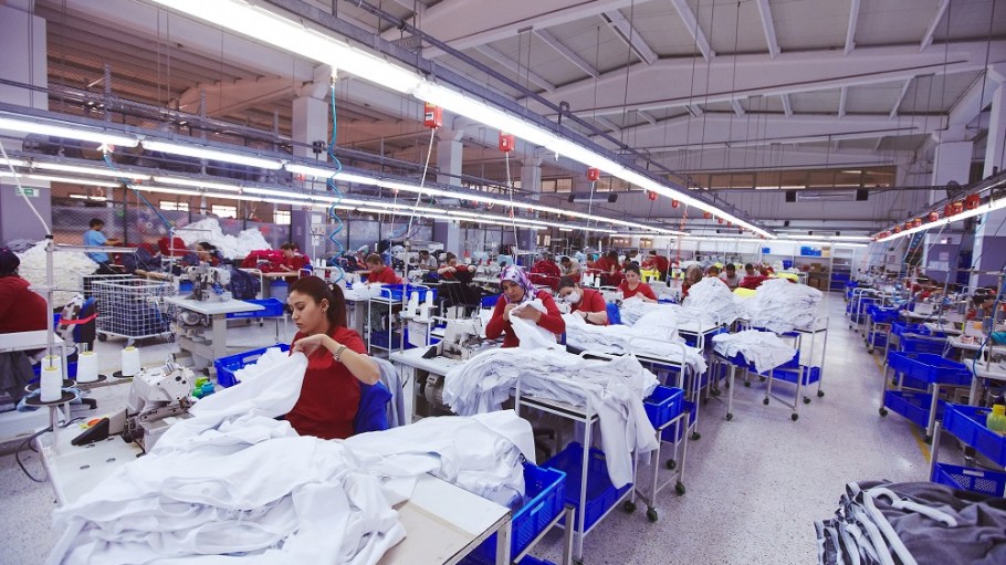 An ITMF survey on the pandemic’s impact on the global textile value chain found an expected sales downturn this year of 33 percent.