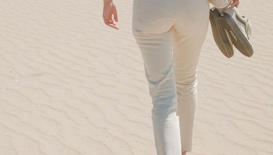 Seasonless designs may be in the cards for small brands like Boyish Jeans and Benzak, but it will require consumers to change their habits.
