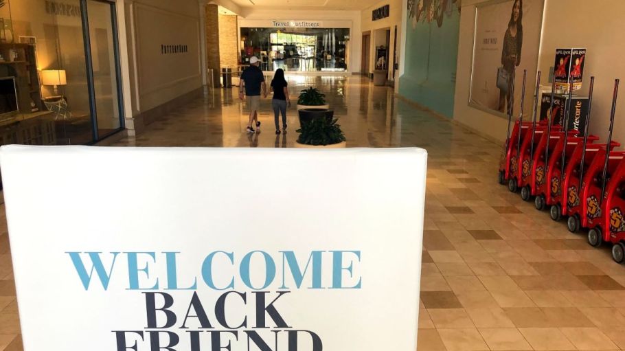 Chain of Demand's COVID-19 Retail Tracker uses data and AI to predict what fashion buyers should do about inventory for the rest of 2020.