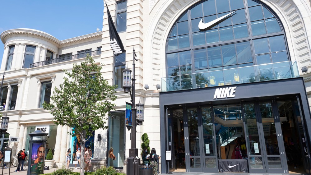 Nike draws a crowd at the reopened Grove.