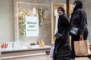 London retail reopens following the Covid-19 closures.
