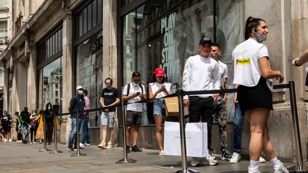 London retail reopens following the Covid-19 closures.