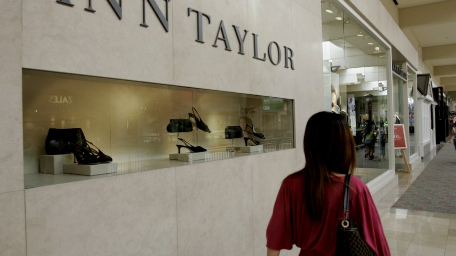 Ascena Retail Group is reportedly planning a pre-packaged bankruptcy filing that would see lenders take control of the struggling company.