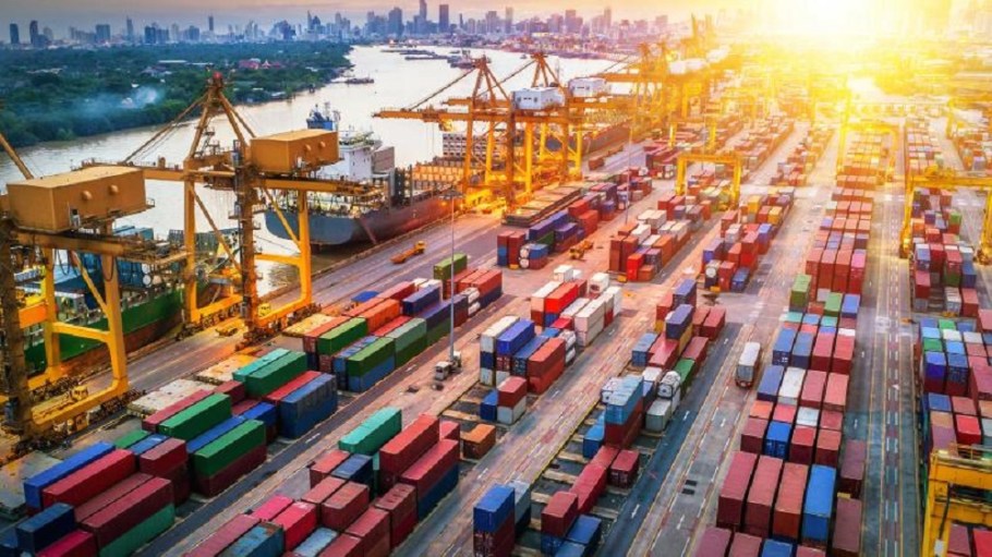 DHL’s new white paper foretells significant changes in supply chains following the coronavirus pandemic and urges adaptive strategies.