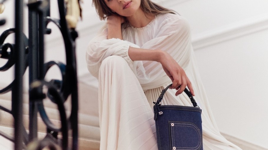 A new luxury handbag collection by Belgium leather goods brand Delvaux combines Japanese denim with fine leather.