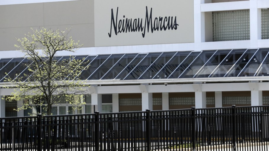 Bankruptcy court gives Neiman Marcus the nod to pay up to $10M in executive bonuses as retailer moves towards exit from Chapter 11.