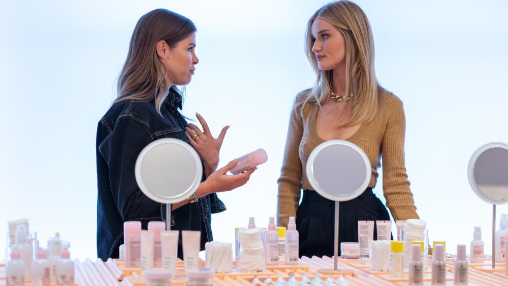 Rosie Huntington-Whiteley About Face