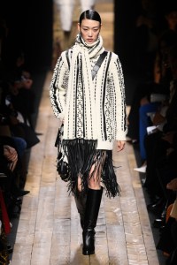 Michael Kors told clients that his fall 2020 collection Òis very much about the whole idea of a cozy luxuryÉ[with] that cozy, relaxed feeling [of the country] but with the polish of an urban setting.Ó