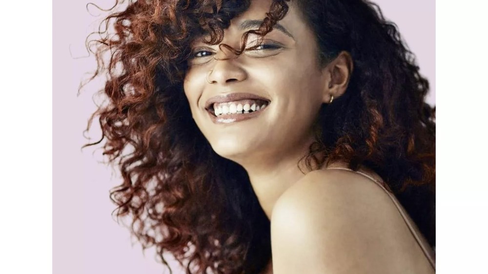 Love Beauty and Planet Rice Oil and Angelica Essence Curls and Waves Pre-Cleanse Primer Treatment