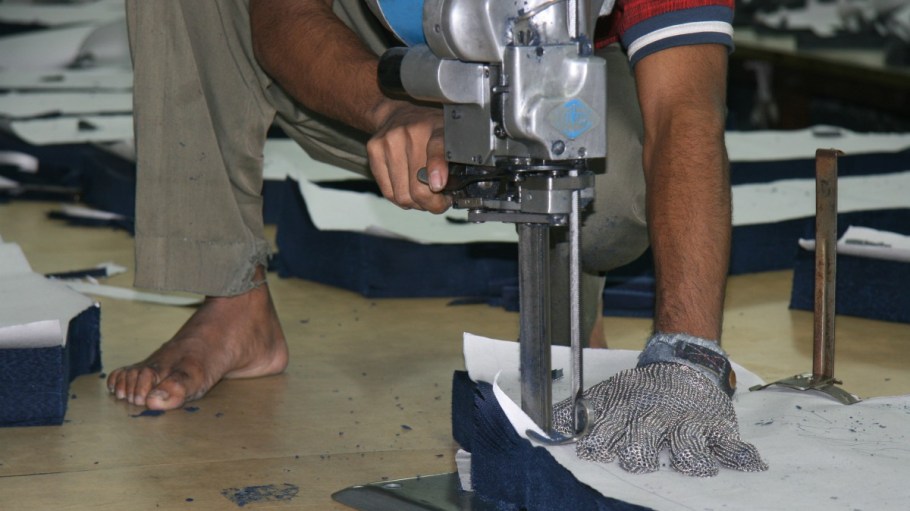 USTR reportedly says the U.S. has agreed to help Bangladesh secure payments from American retailers that have canceled garment orders.