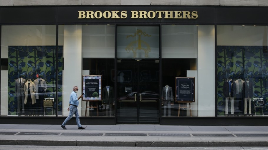 A bankruptcy court auction slated for Monday could see ABG and Simon Property Group prevail in their quest to acquire Brooks Brothers.