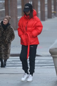 Emily Ratajkowski seen out in New York. 20 Jan 2020 Pictured: Emily Ratajkowski. Photo credit: MEGA TheMegaAgency.com +1 888 505 6342 (Mega Agency TagID: MEGA589456_002.jpg) [Photo via Mega Agency]