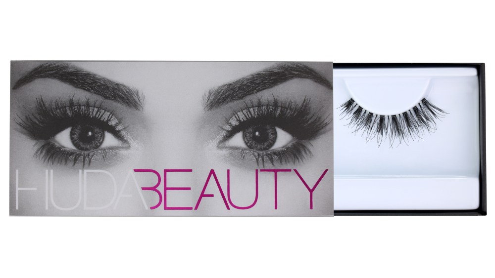 Huda Beauty false eyelashes