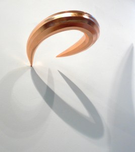 Bryan Hunt. Copper Uship, 2009. Cast aqua-resin, copper leaf, steel rod 14 x 11 x 4 inches. Edition 3/3. Courtesy of the artist.