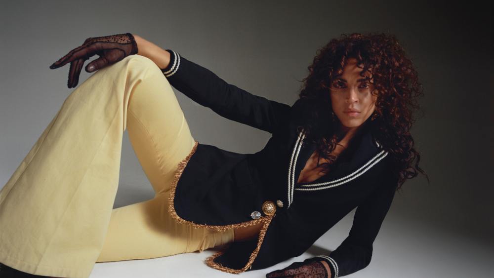 Look from the First line of French label Françoise