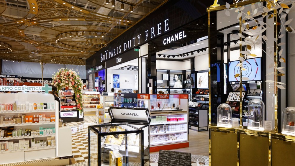 Lagardère in Paris' Charles de Gaulle airport