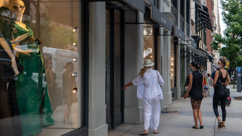 Madison Avenue BodAugust 11, 2020© Julienne Schaer