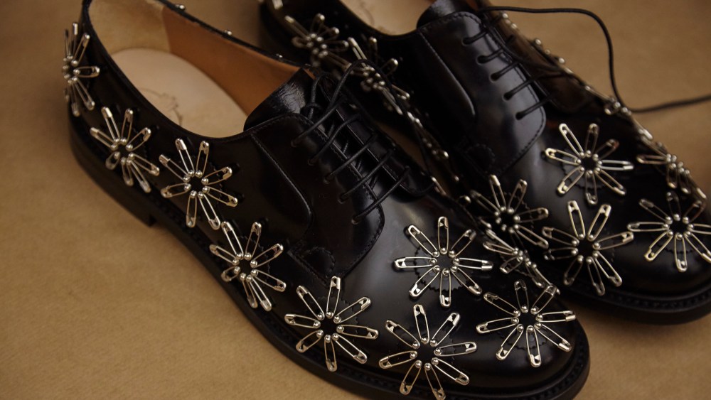 Nior X Church's