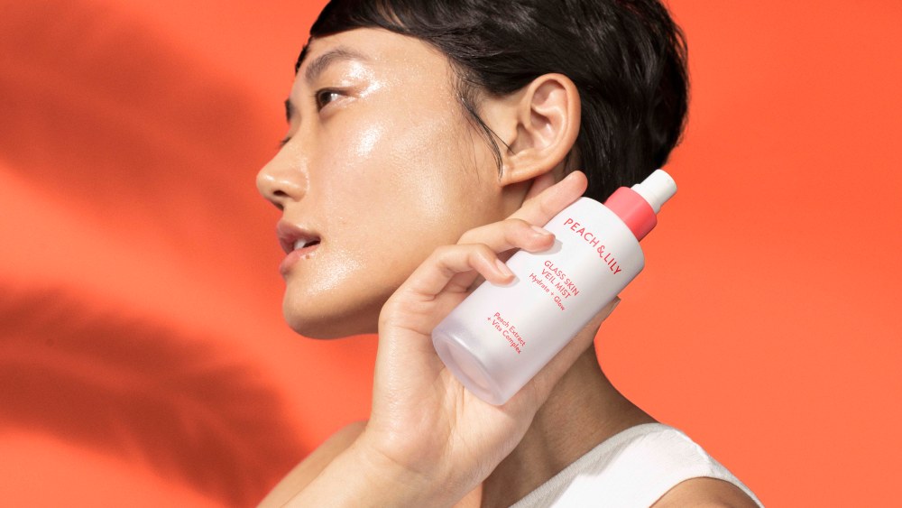 Peach & Lily Glass Skin Veil Mist