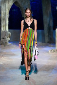 Versace RTW Spring 2021