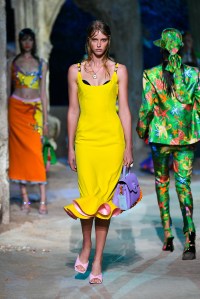 Versace RTW Spring 2021