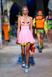 Versace RTW Spring 2021
