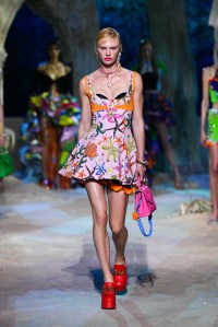 Versace RTW Spring 2021