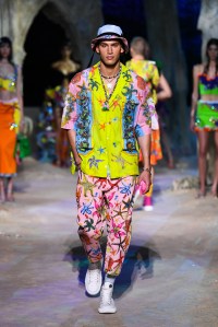 Versace RTW Spring 2021