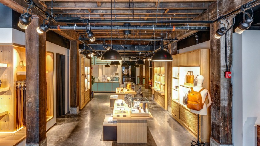 American Field pops up in Brooklyn's waterfront Dumbo neighborhood with an October brand curation catering to holiday-minded shoppers.